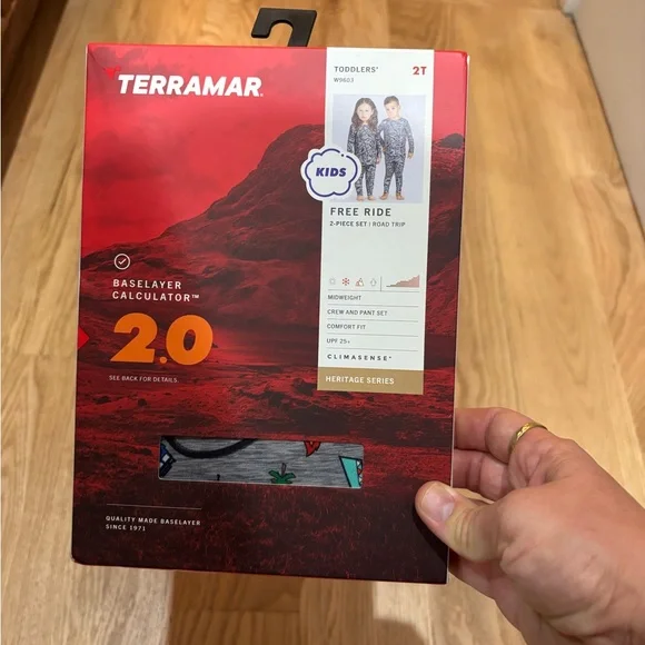 Terramar NWT Free Ride Heritage Thermal Baselayer 2-Piece Set- 2T - Picture 2 of 8